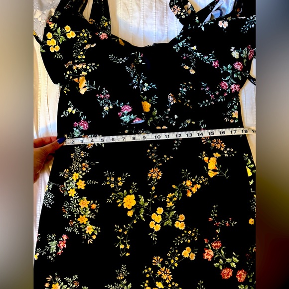 NWT Sz 14 RACHEL Rachel Roy Marcella Cold Shoulder Midi Dress in black floral 🔥 - Picture 3 of 5